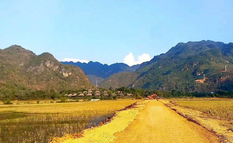 tour du lịch Mai Châu