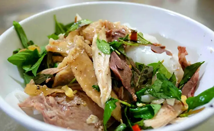 món ngon bánh ướt lòng gà Đà Lạt