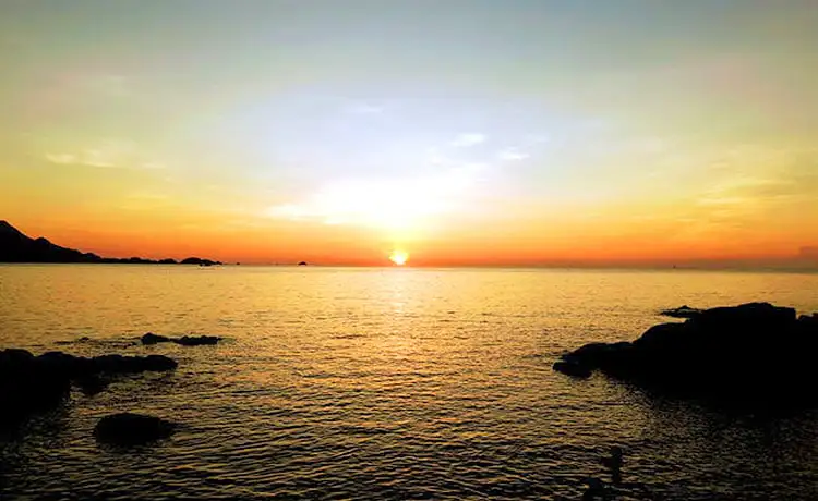ngắm bình minh hoàng hôn đảo bình hưng