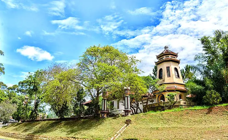 chùa linh sơn đà lạt
