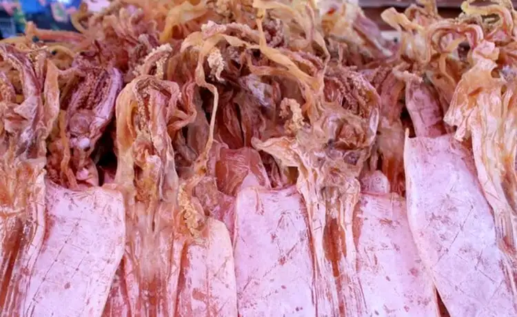 đặc sản mực khô hạ long