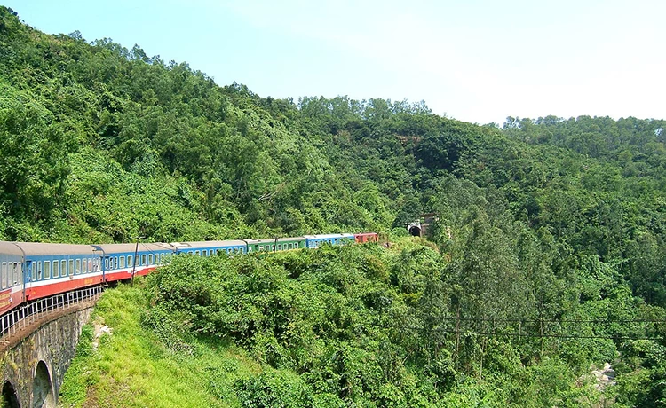 tour du lịch đà nẵng 2 ngày 1 đêm bà nà hills bán đảo sơn trà thiền viện trúc lâm
