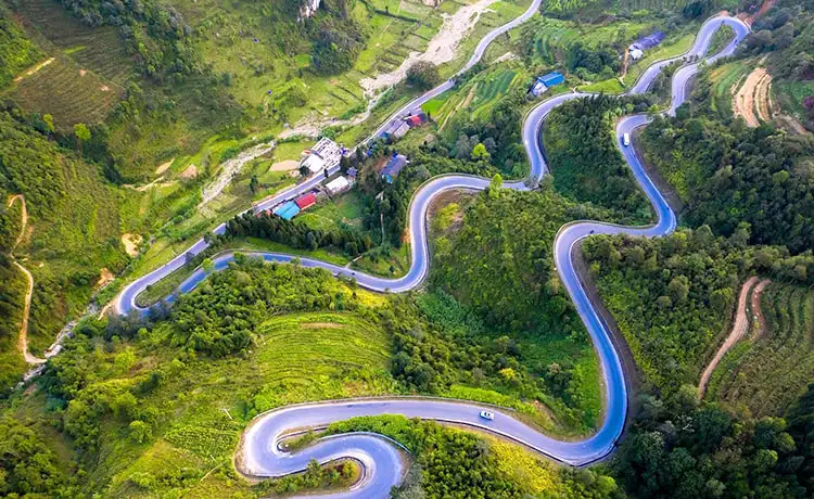 dốc chín khoanh hà giang