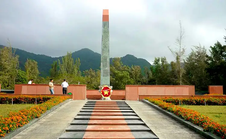 tour côn đảo 3 ngày 2 đêm trên bộ