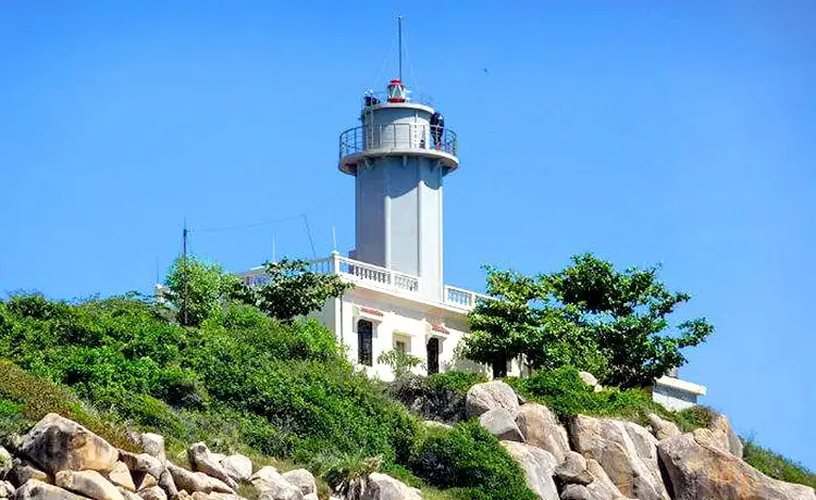 hải đăng hòn chút đảo bình hưng