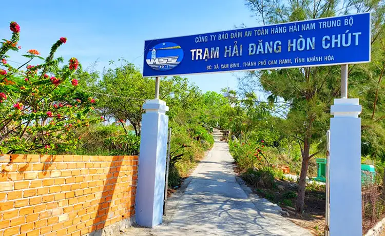 hải đăng hòn chút đảo bình hưng