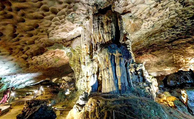 hang sửng sốt vịnh hạ long