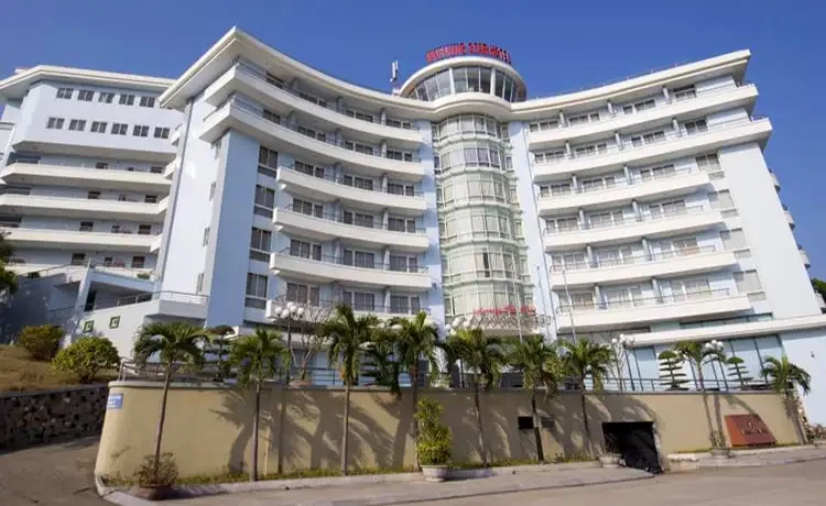 tour vịnh hạ long 3 ngày 2 đêm