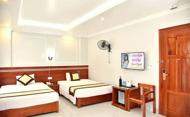 tour vịnh hạ long 3 ngày 2 đêm