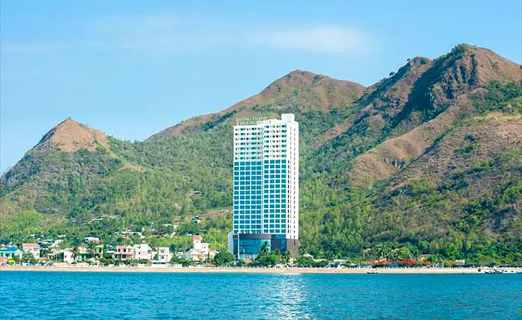 khách sạn mường thanh grand nha trang
