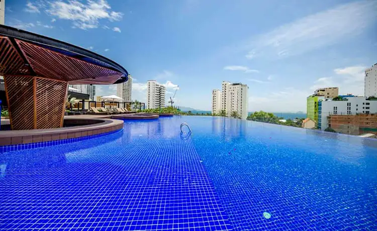 khách sạn quinter central nha trang
