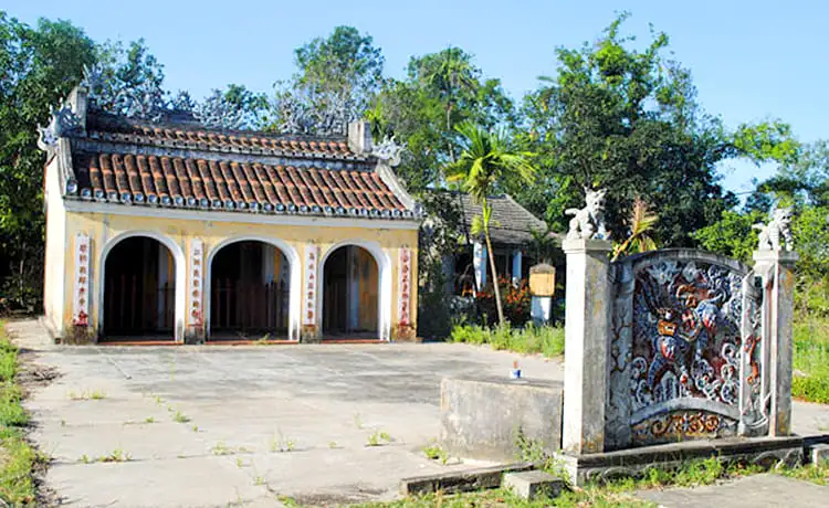 lăng thành hoàng cù lao chàm