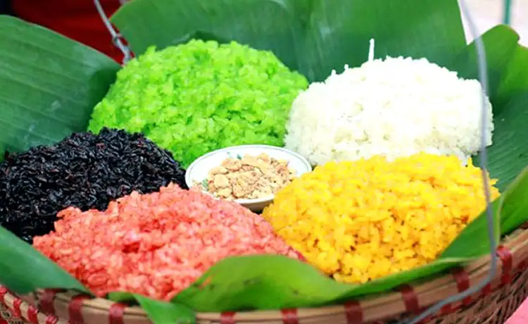 món ngon hà giang xôi ngũ sắc