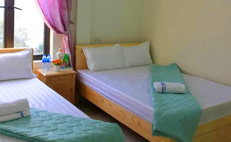 nhà nghỉ cô tô