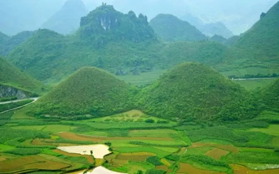 Núi Đôi Quản Bạ (Núi đôi Cô tiên) - Điểm đến Hà Giang