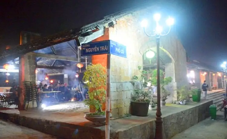 quán cafe phố cổ đồng văn hà giang