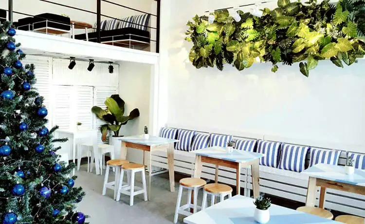 quán cafe sea 50.no nha trang