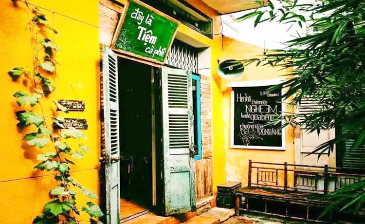 tiệm cafe nha trang