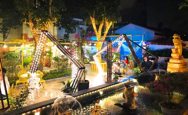 quán cafe ninh bình xcafe sân vườn