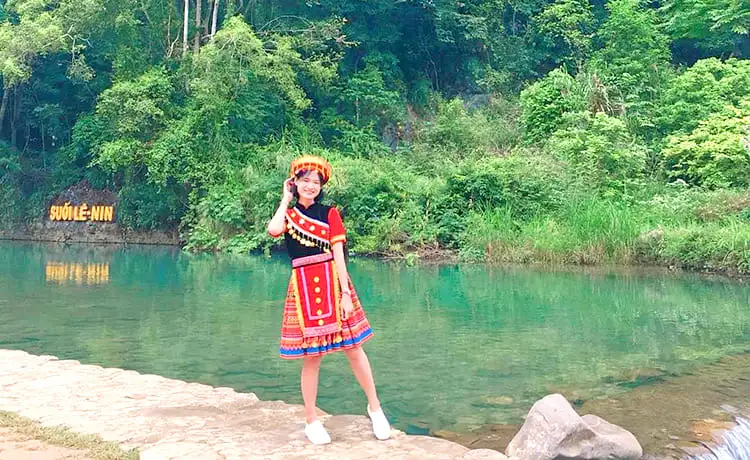suối lê nin pác bó cao bằng
