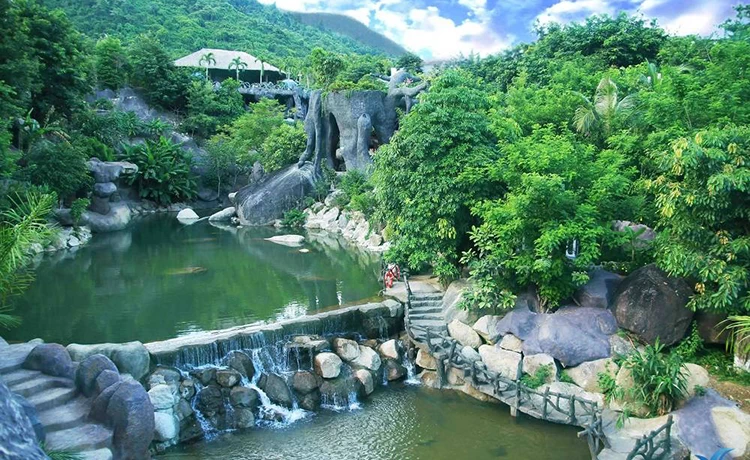 tour du lịch đà nẵng 2 ngày 1 đêm núi thần tài