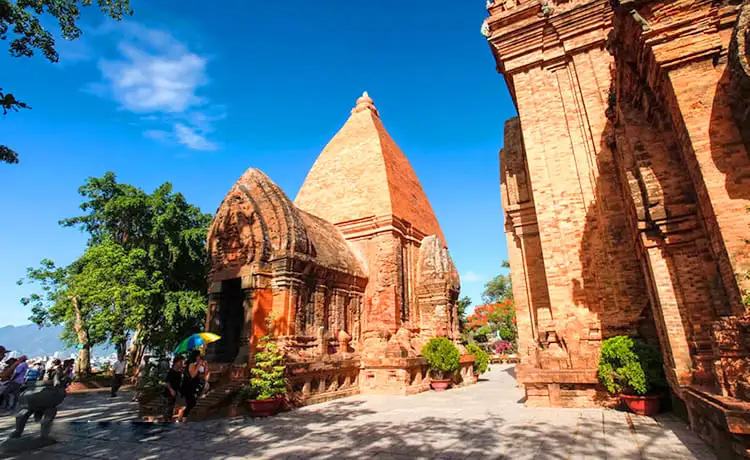 tháp bà ponagar nha trang