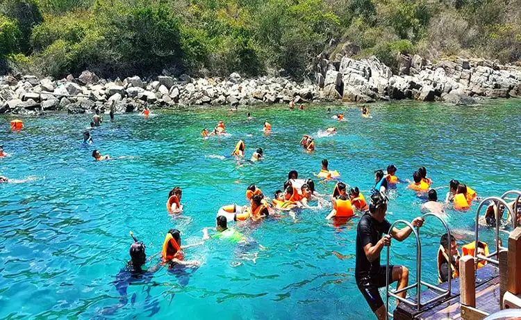 du lịch hòn mun nha trang