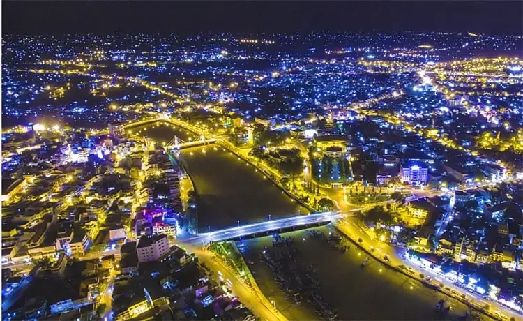Tour du lịch Đà Nẵng 2 ngày 1 đêm Núi Thần Tài
