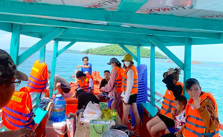 Tour du lịch đảo Hải Tặc