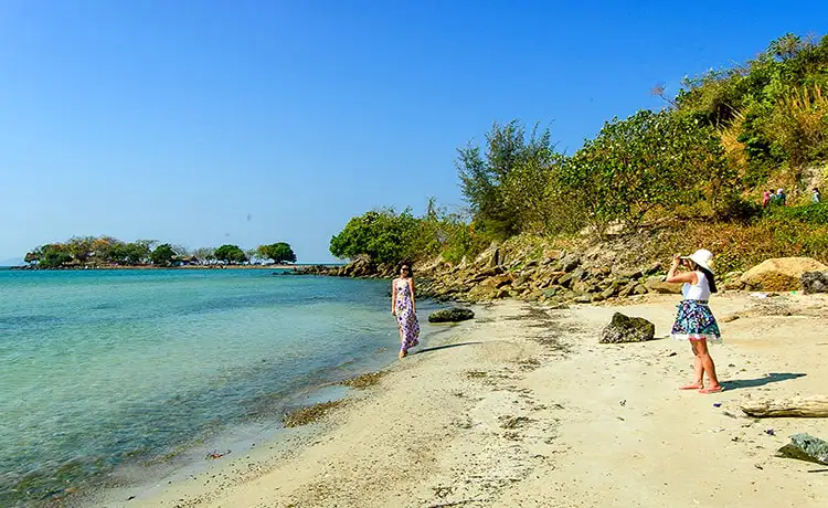 bãi biển đảo hải tặc
