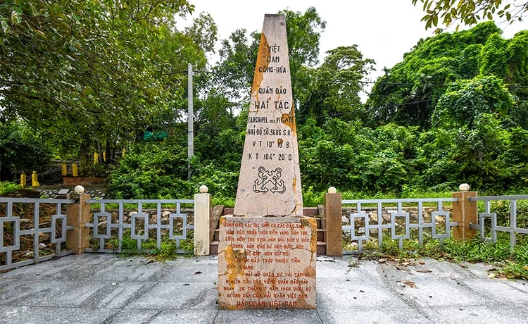 Tour du lịch Hải Tặc 1 ngày