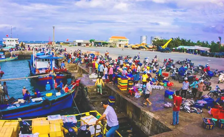 tour du lịch đảo Phú Quý