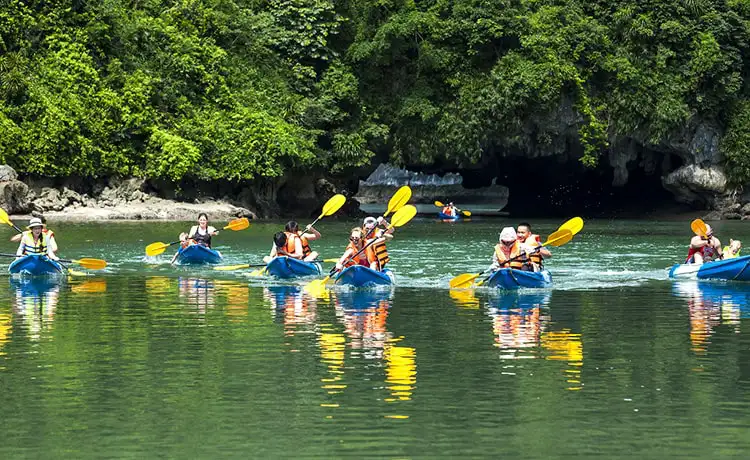 tour du lịch vịnh hạ long 2 ngày 1 đêm