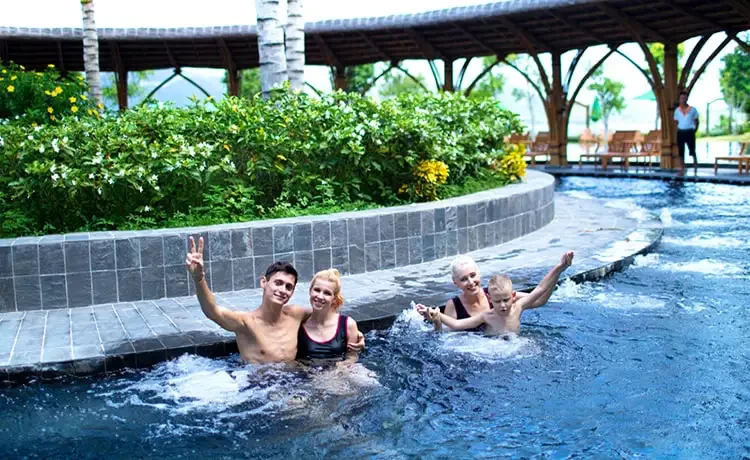 Tour du lịch Hòn Tằm Nha Trang trong ngày