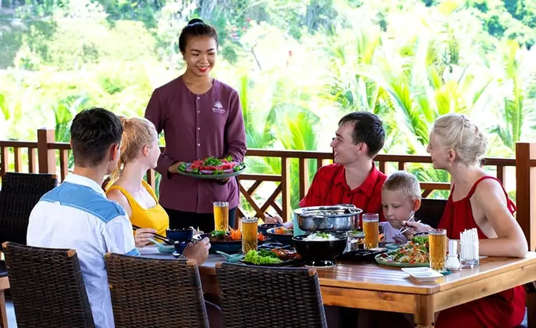 Tour du lịch Hòn Tằm Nha Trang trong ngày