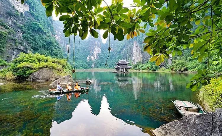 Tour du lịch Ninh Bình 4 ngày 3 đêm