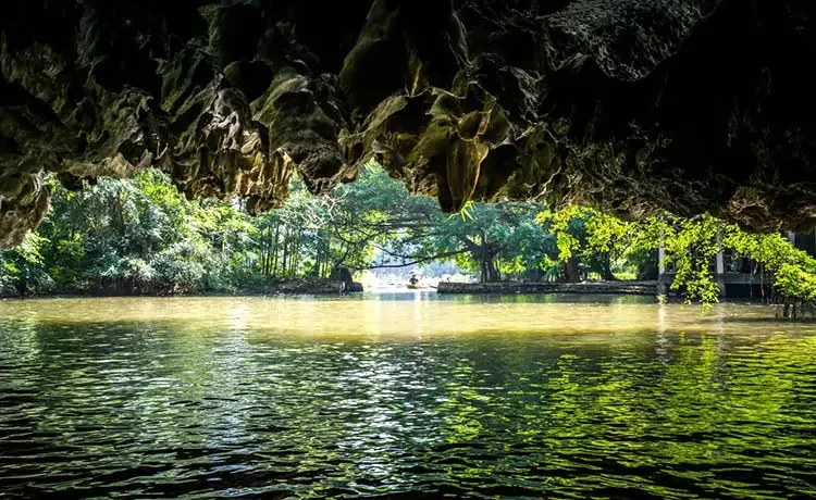 Tour du lịch Ninh Bình 4 ngày 3 đêm
