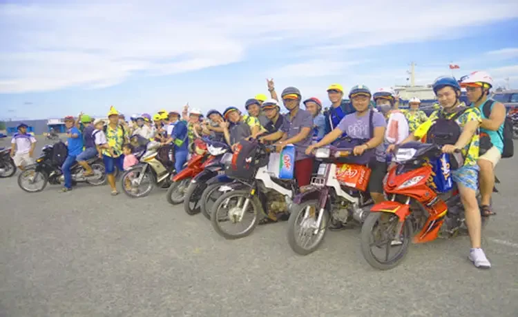 Tour du lịch Ninh Thuận 1 ngày biển Ninh Chữ - Vịnh Vĩnh Hy - Bình Hưng