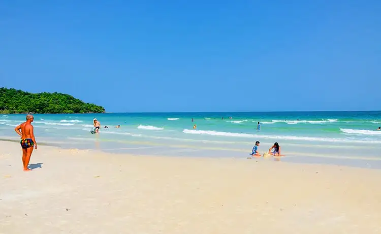 tắm biển bãi sao phú quốc