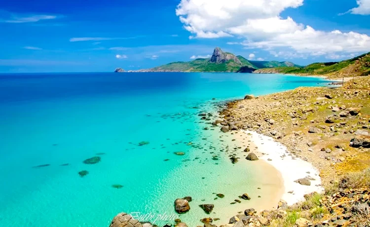 Tour du lịch Sài Gòn - Côn Đảo 2 ngày 1 bằng máy bay
