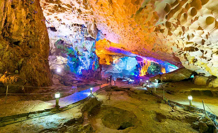 tour du lịch vịnh hạ long