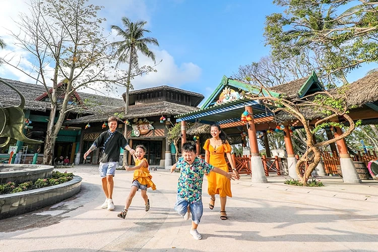 Tour Cáp treo Hòn Thơm - Công viên Nước - Tham quan Nam đảo Phú Quốc 1 ngày