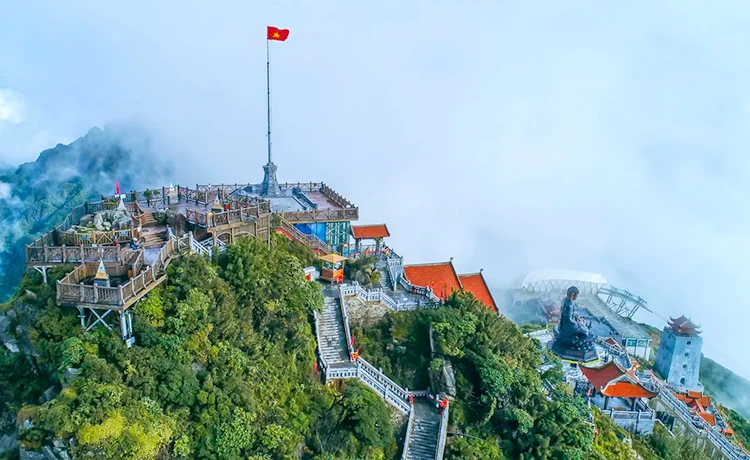 đặt vé Cáp treo Fansipan Legend Sa Pa