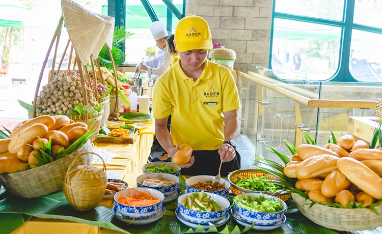 đặt Vé Cáp treo núi Bà Đen Tây Ninh