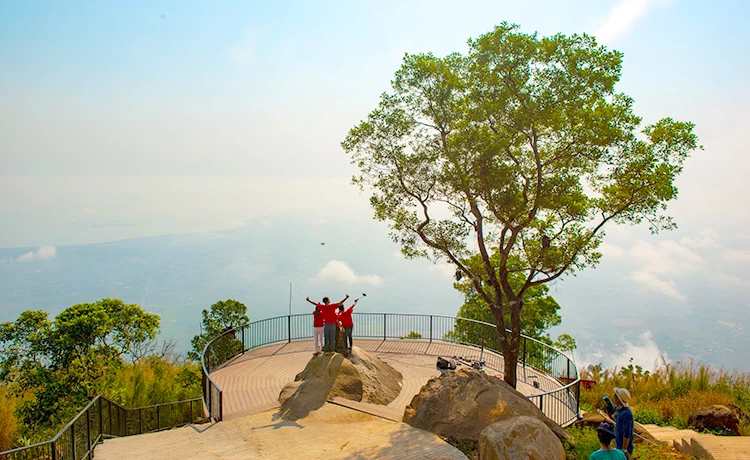 đặt Vé Cáp treo núi Bà Đen Tây Ninh